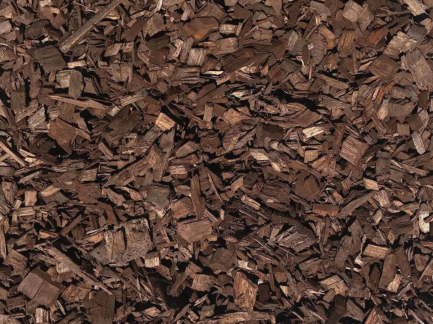 MIGHTY109 Espresso Brown Wood Chip Mulch - 42 Quarts